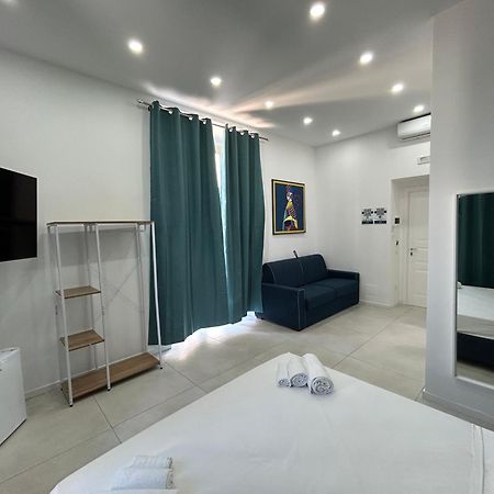 Enjoy Rooms Naples Exterior photo