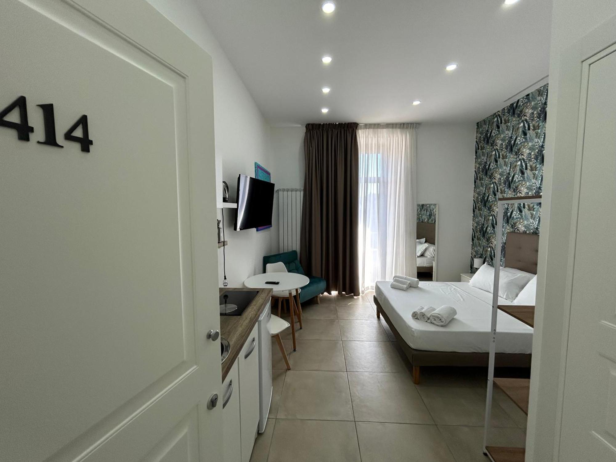 Enjoy Rooms Naples Exterior photo