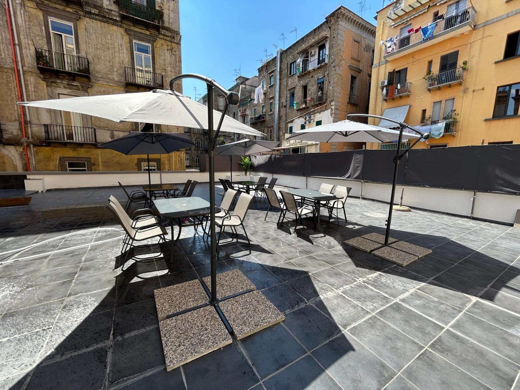 Enjoy Rooms Naples Exterior photo