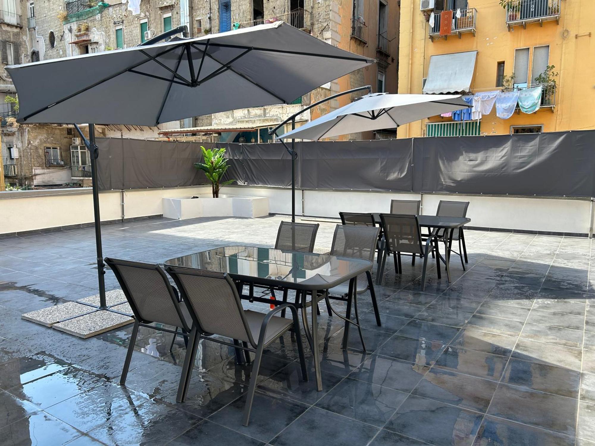 Enjoy Rooms Naples Exterior photo